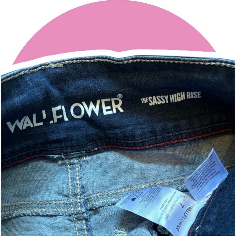 Wallflower // Sassy High Rise // Distressed Ripped Jeans - Picture 5 of 6